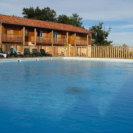 Madame Vacances - Residence Du Golf D'Armagnac Eauze Cameră foto