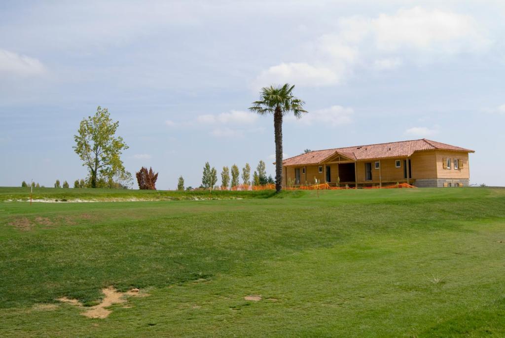 Madame Vacances - Residence Du Golf D'Armagnac Eauze Cameră foto