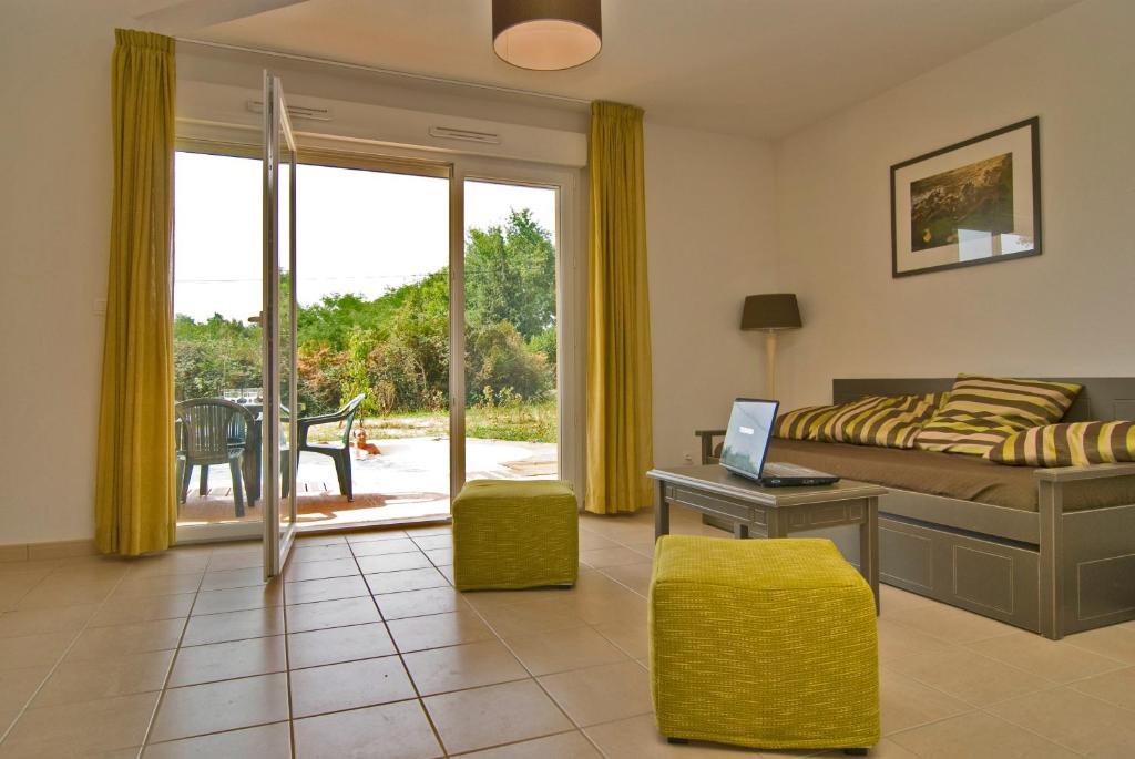 Madame Vacances - Residence Du Golf D'Armagnac Eauze Cameră foto