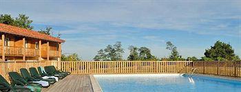 Madame Vacances - Residence Du Golf D'Armagnac Eauze Exterior foto